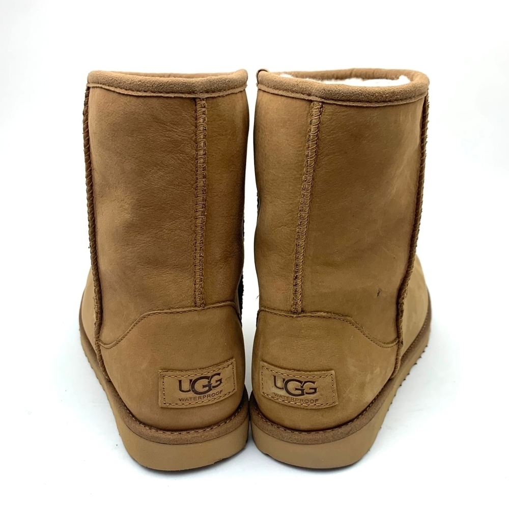 UGG Classic Short II Water Resistant SZ 4 - Picture 10 of 14